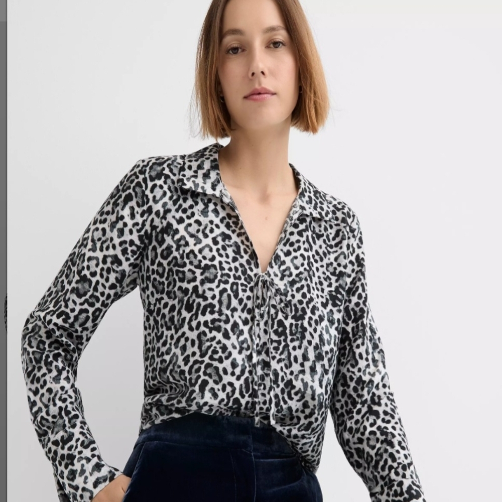 Leopard Print with Slit Cuff Tie Neck Blouse Size M